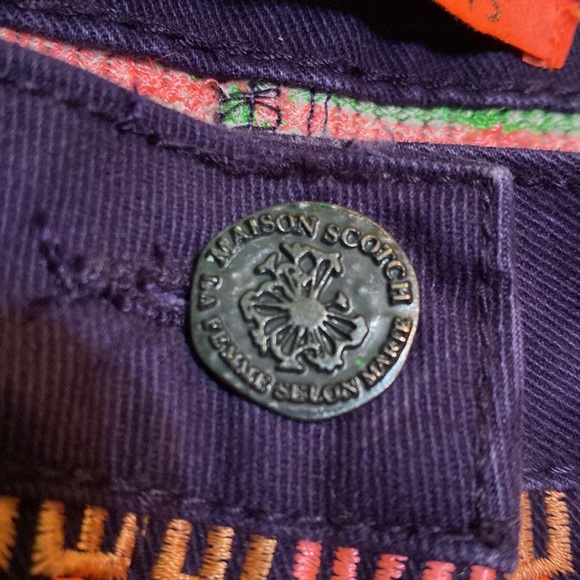 Maison Scotch Embroidered shorts Size 30 - Picture 7 of 12